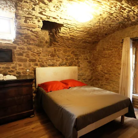 Du Bas Mas Sabran